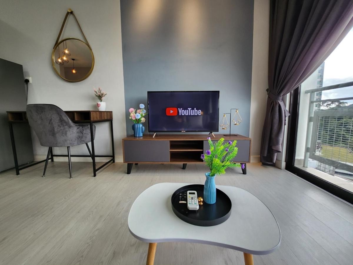 Taman Equine Comfy Studio#Greenery View#4 Pax#Aeon Mall Seri Kembangan Εξωτερικό φωτογραφία